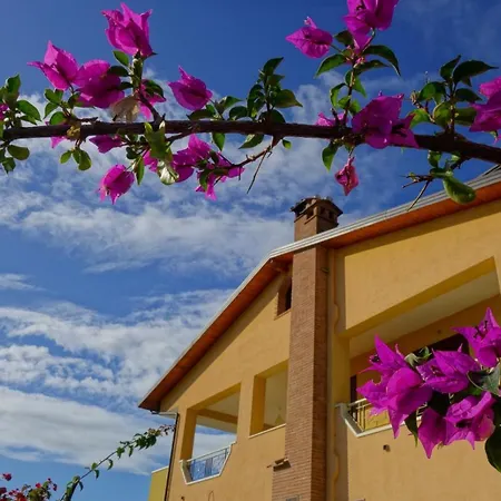 Apartment Casa Vacanze, Via Delle Margherite 3 Montecorvino Pugliano